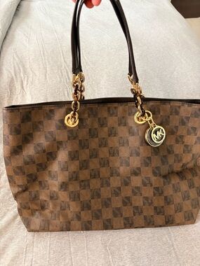 Michael Kors Brown Checker Jet Set tote with Gold Hardware